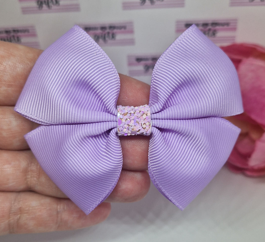 Medium lilac ribbon bow