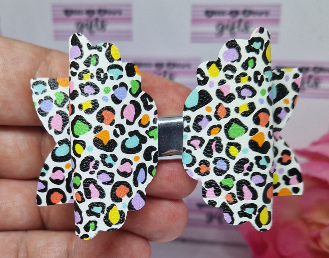 Rainbow leopard print bow and snap clip