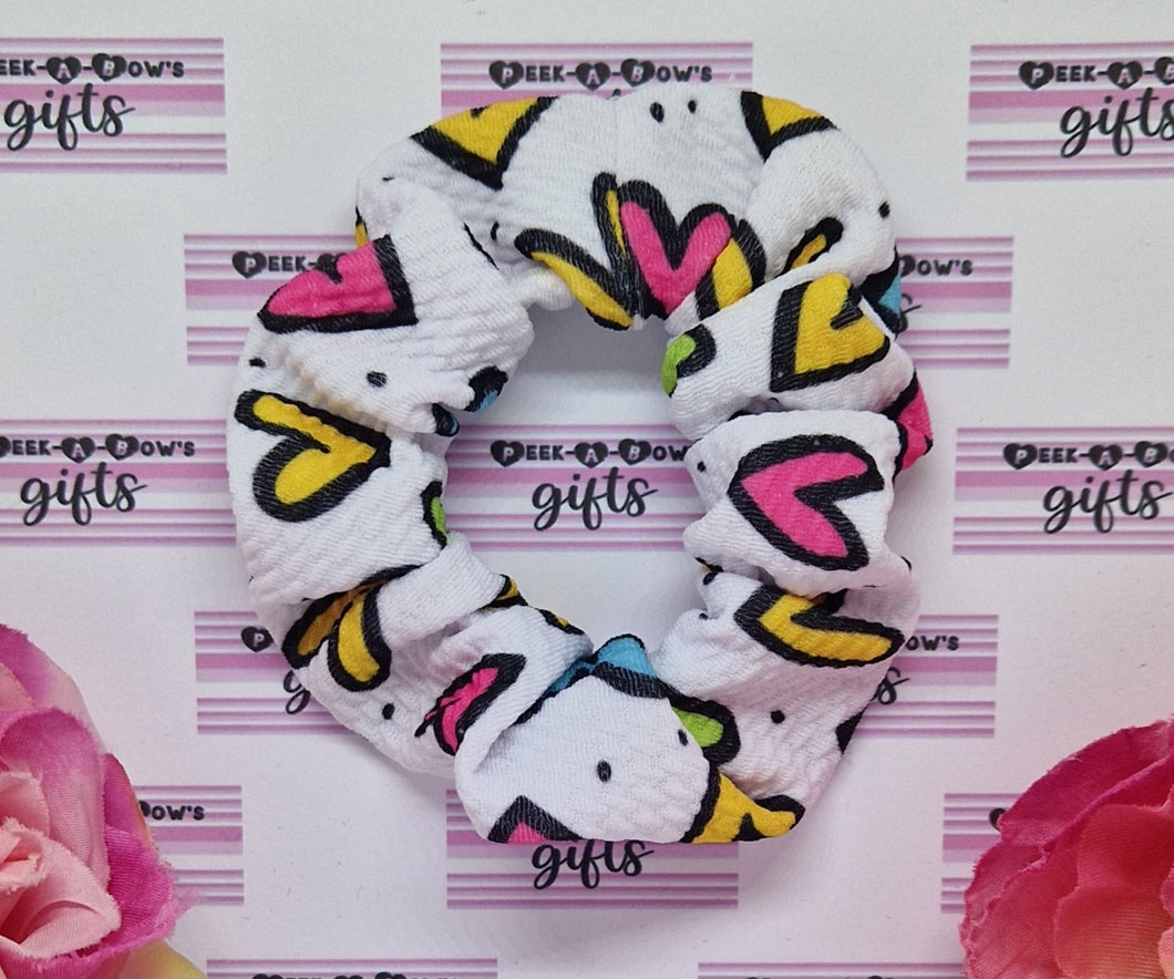 Bright hearts scrunchie