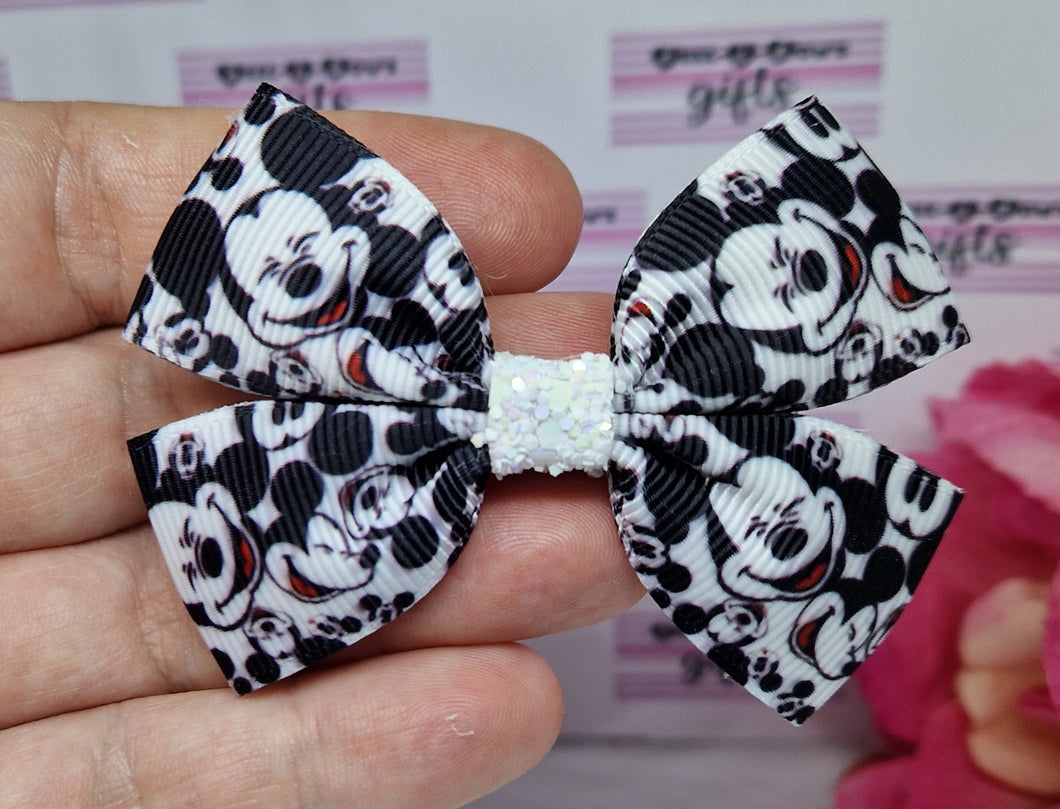 Small mickey ribbon bow