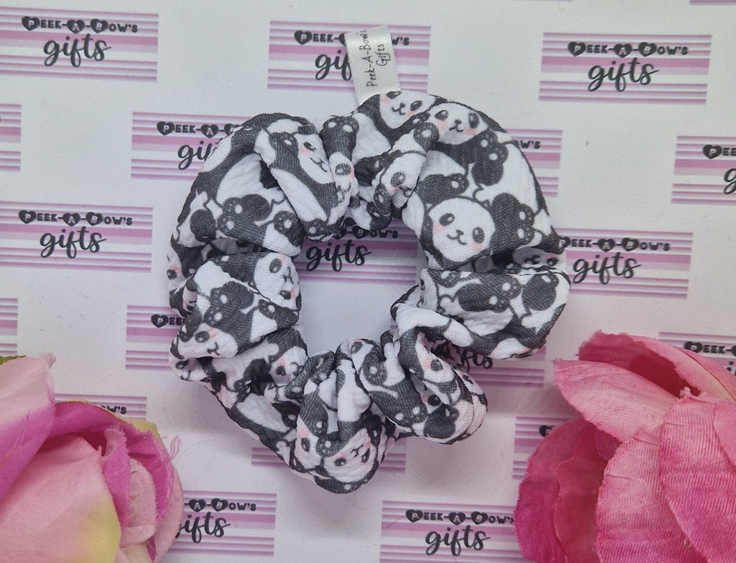 Pandas gallore scrunchie