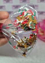 Load image into Gallery viewer, Gingerbread delight shaker bow
