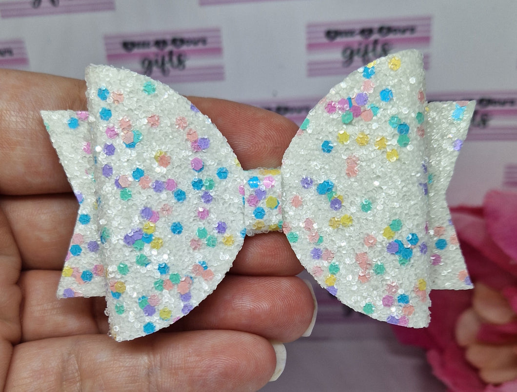 Confetti princess glitter bow