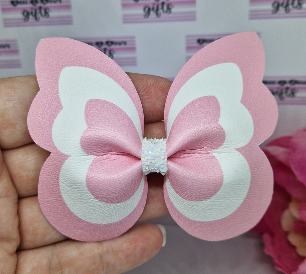 Baby pink pinch butterfly