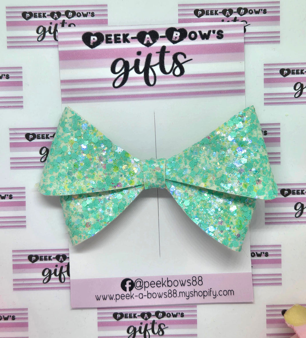 Minty sparkles cherub bow