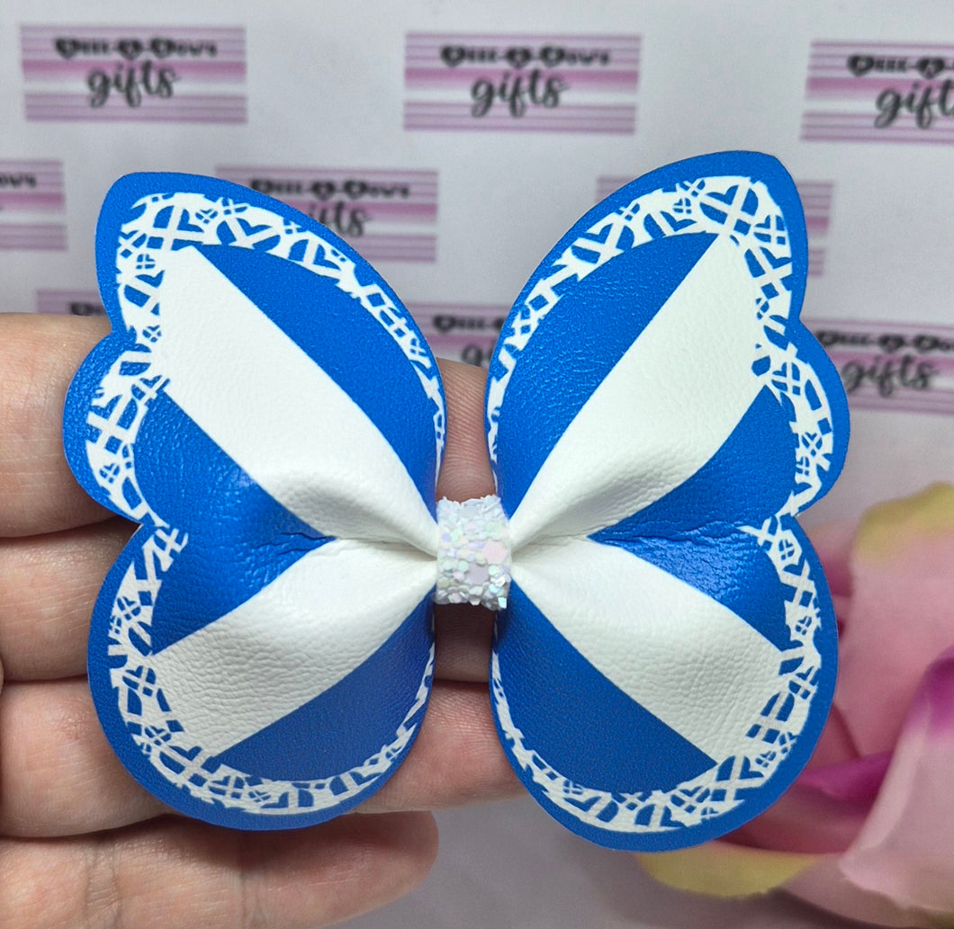 Scottish pinch butterfly bow