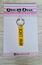 Load image into Gallery viewer, Personalised license plate keyring
