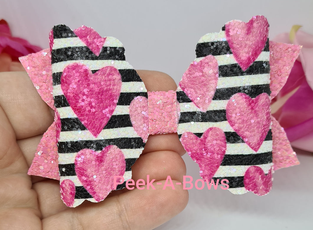 Love heart stripe