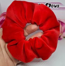 Load image into Gallery viewer, Red plush velvet scrunchie
