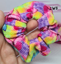 Load image into Gallery viewer, Tie die butterfly scrunchie
