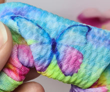 Load image into Gallery viewer, Tie die butterfly scrunchie
