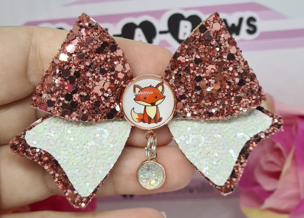 Foxy dangle bow