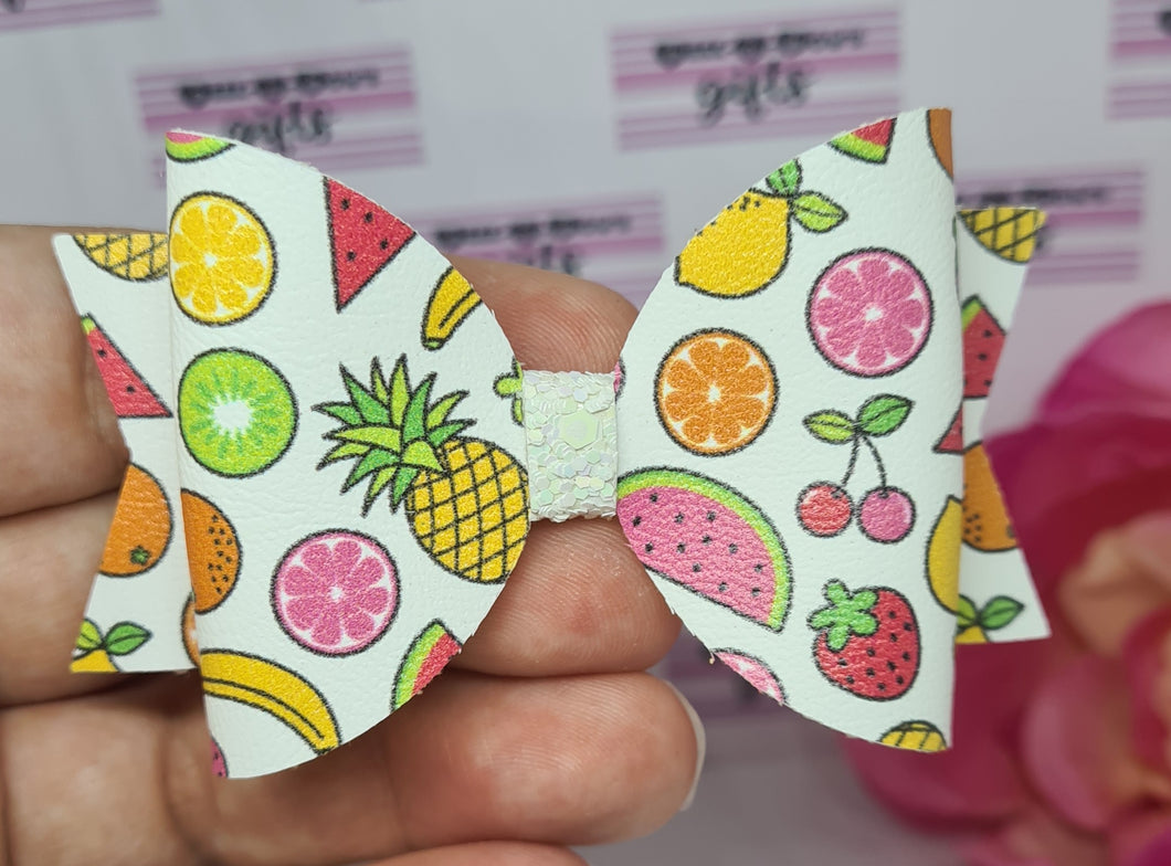 Fruit salad bows