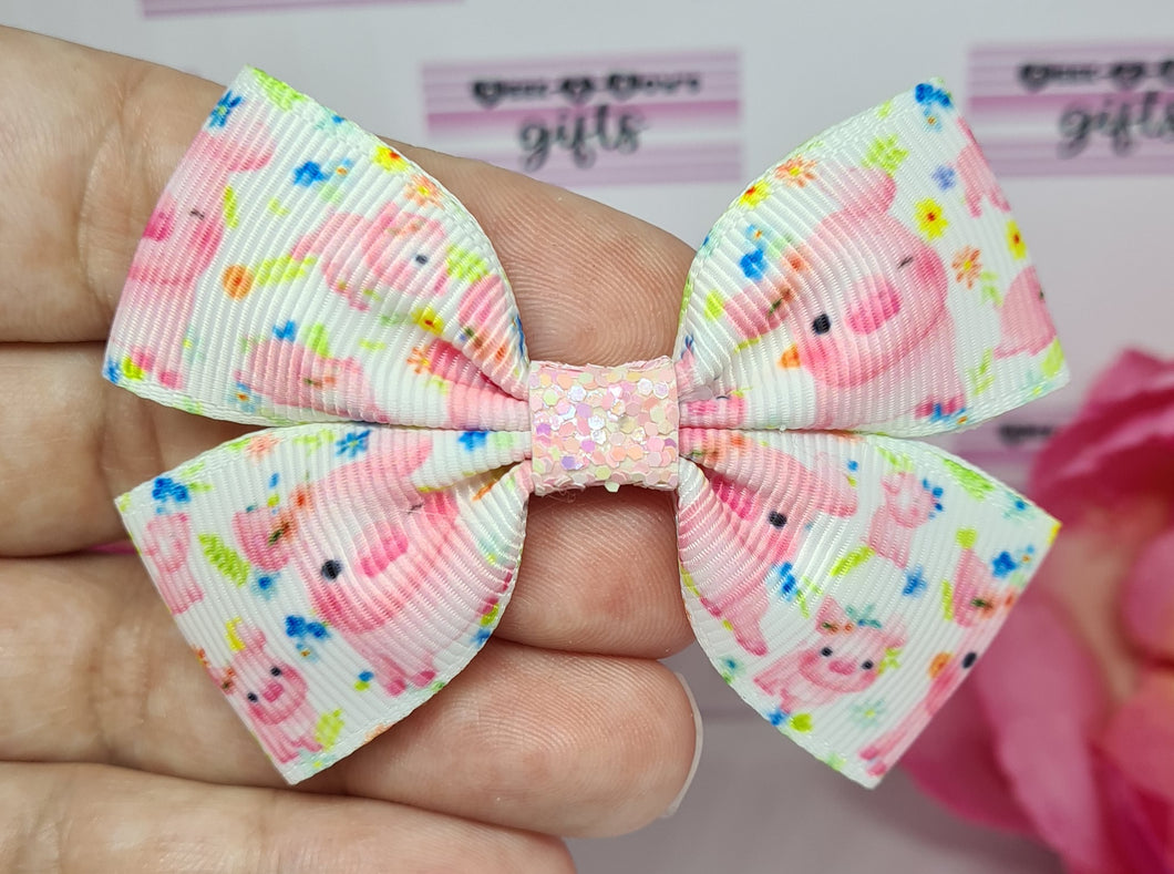 Piggie ribbon bows