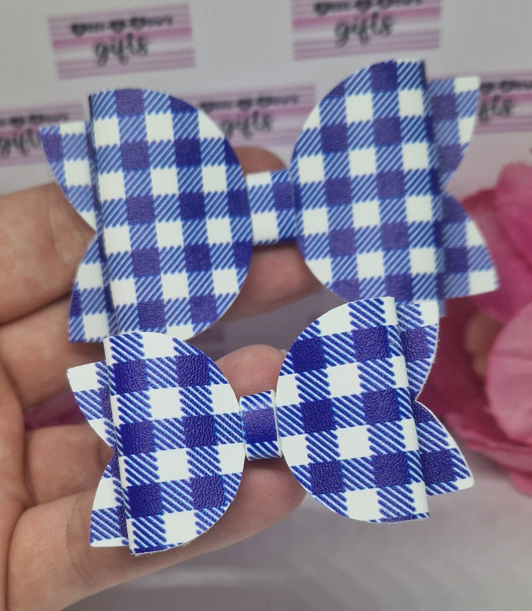 Navy gingham beauty bow