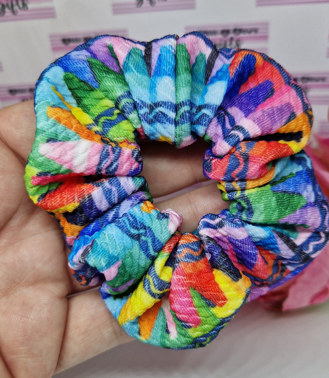 Crayon scrunchie