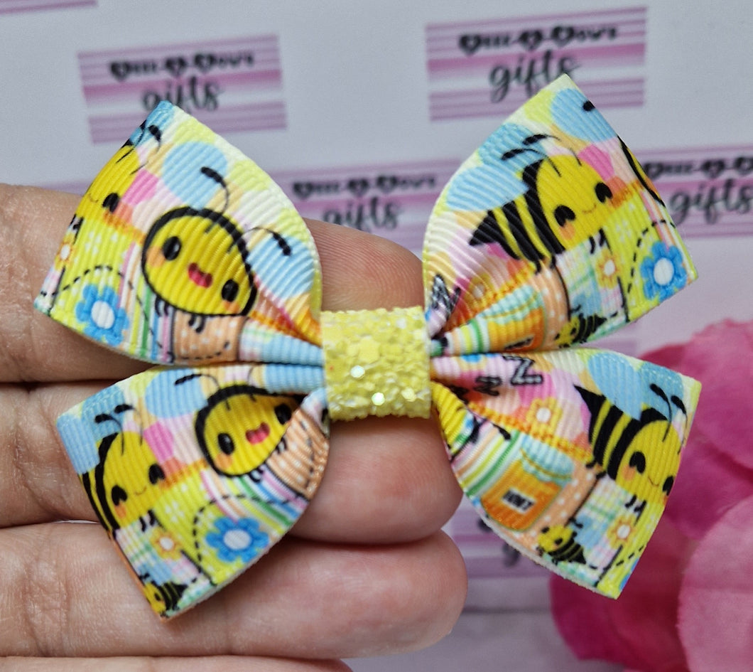 Cute bees ribbon bow