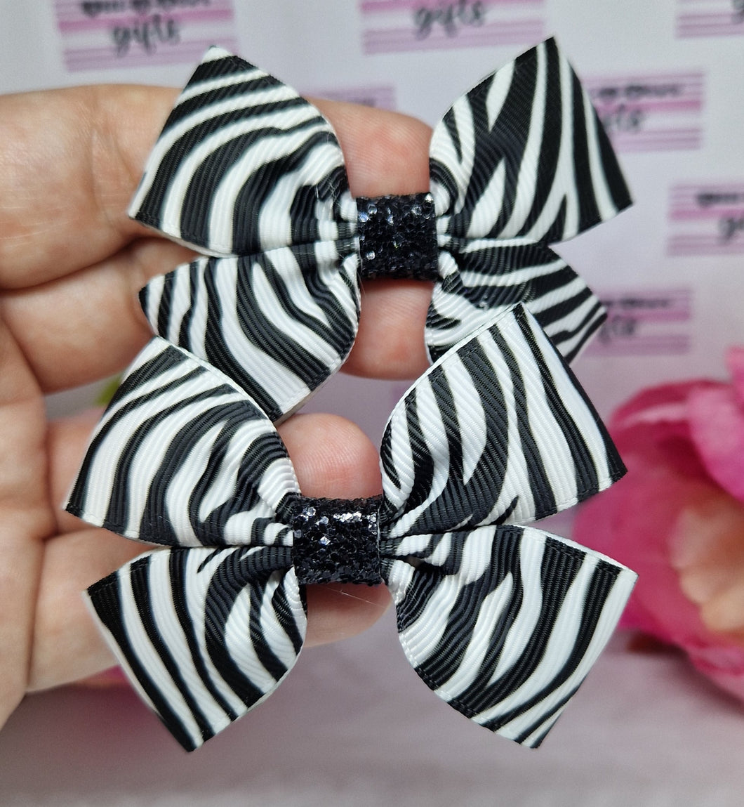 Zebra print ribbon bow