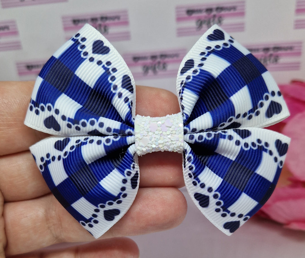 Medium dark navy gingham hearts ribbon bow