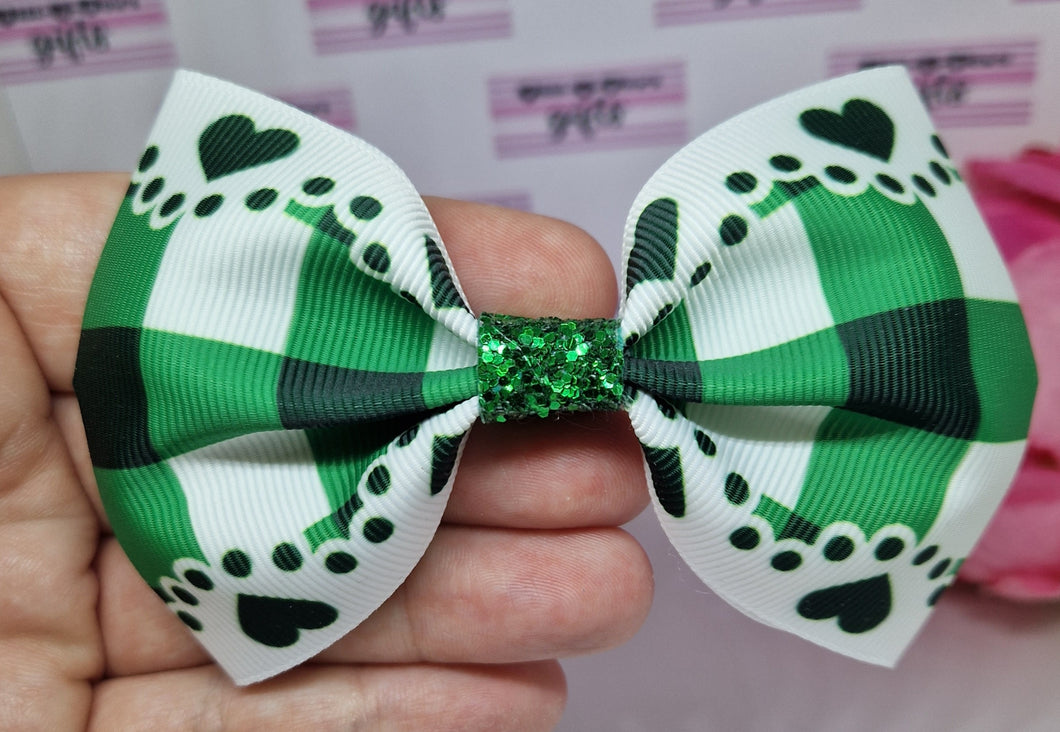 Large green gingham hearts ribbon bows