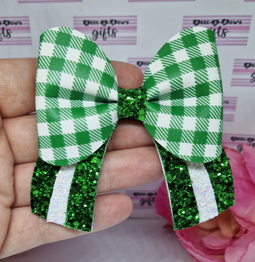 Green gingham rainbow pinch bow