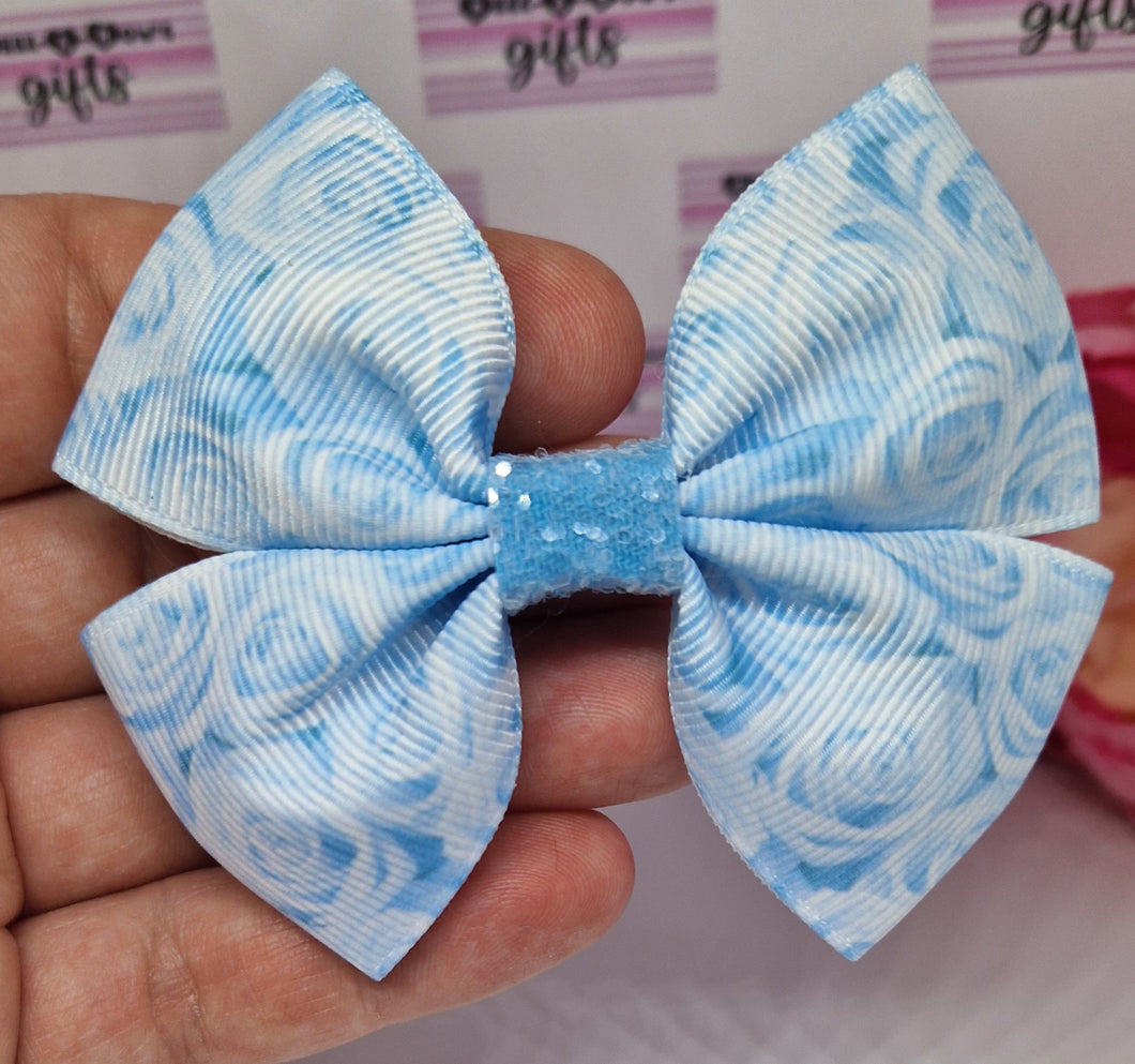 Medium blue roses ribbon bow