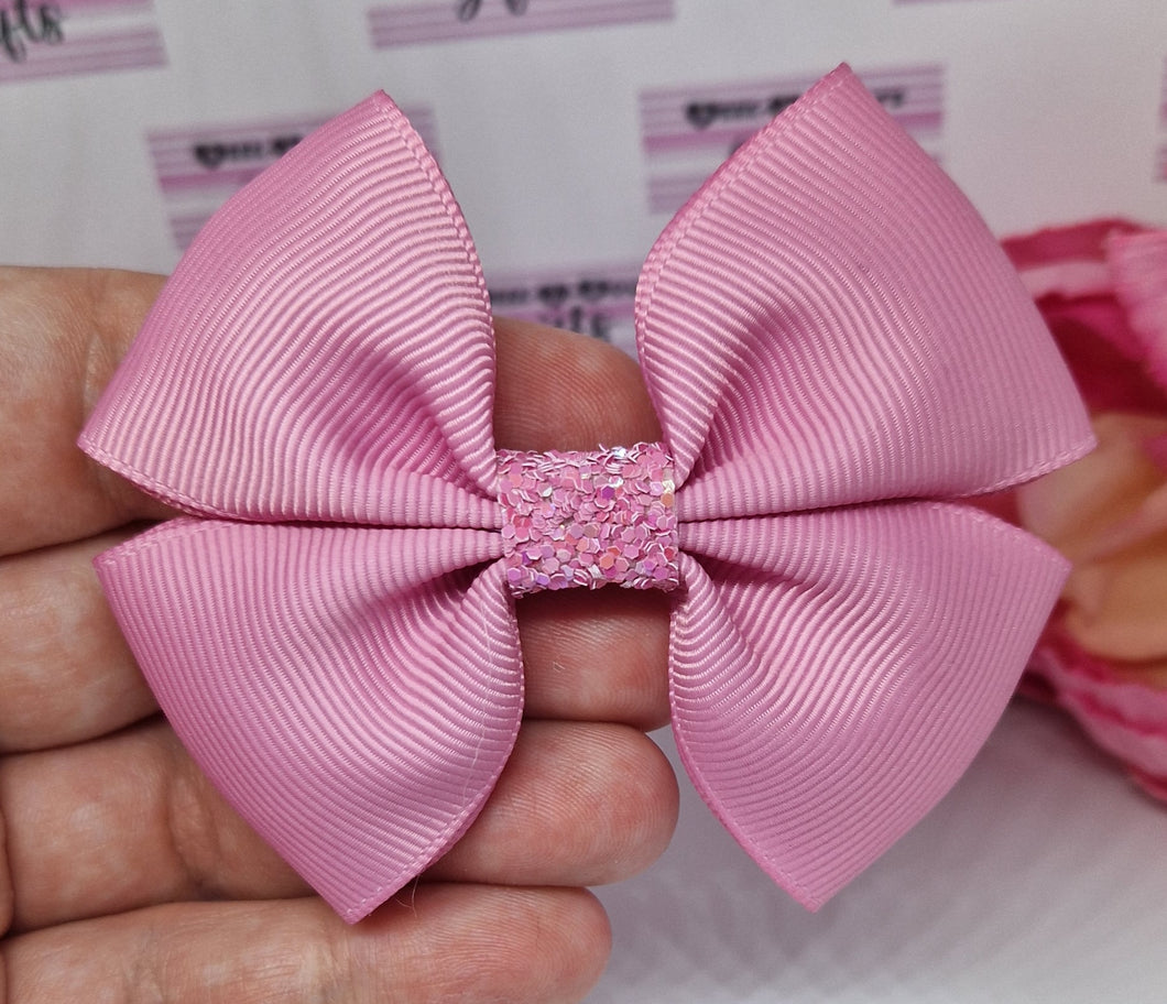 Medium wild rose ribbon bow