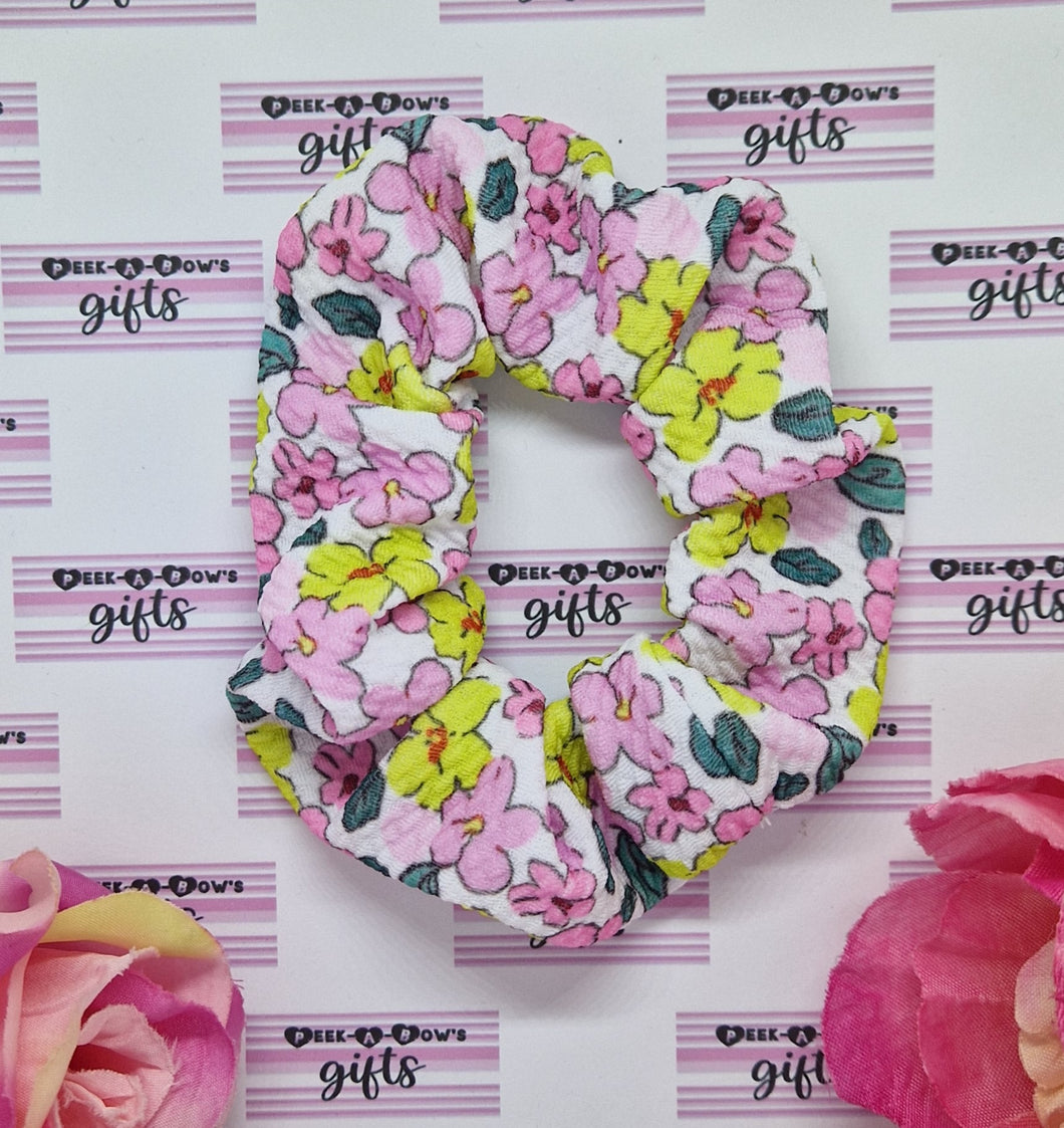 Spring blooms scrunchie