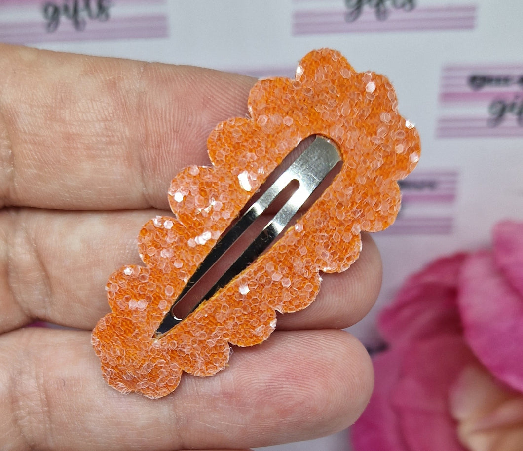 Orange glitter fringe clip