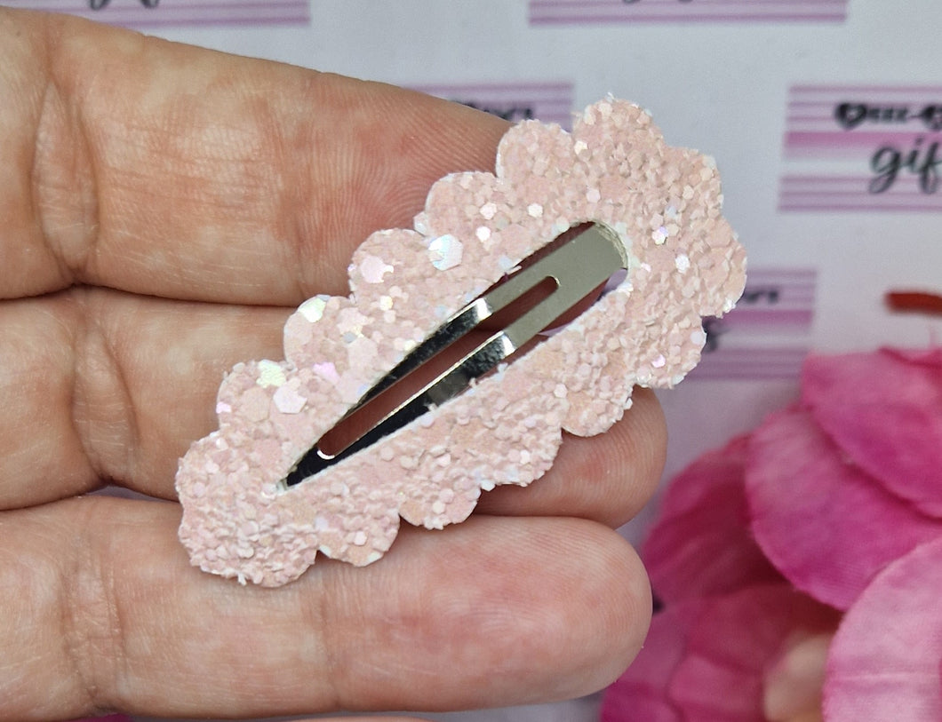 Delicate blush glitter fringe clip