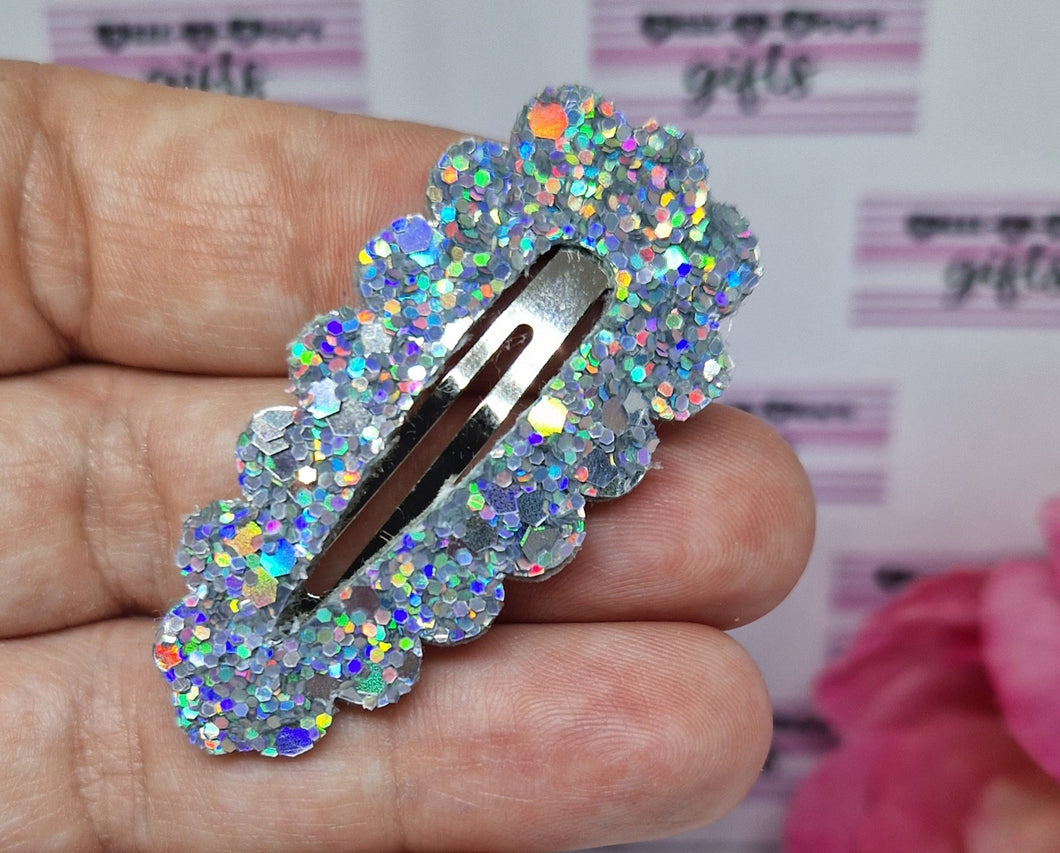 Silver rainbow glitter fringe clip