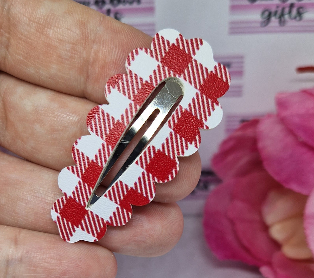 Red gingham leatherette fringe clip