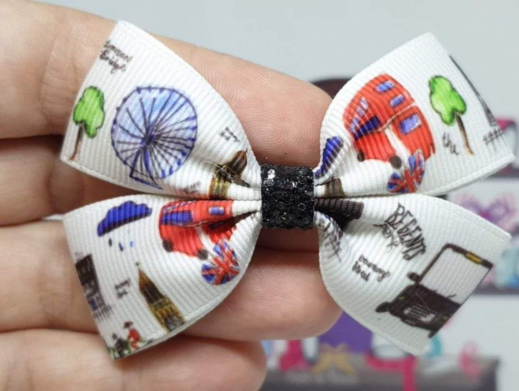 London themed ribbon bow