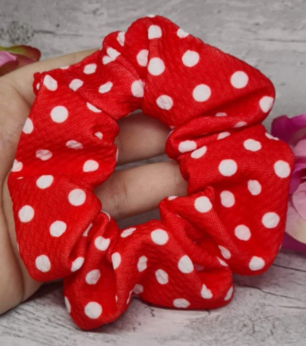 Red polka scrunchie